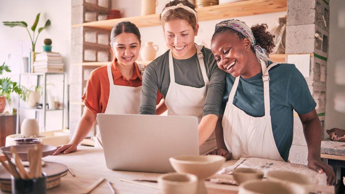 L’Artisanat Numérique : Comment les Nouvelles Technologies Influencent la Création L’Artisanat Numérique : Comment les Nouvelles Technologies Influencent la Création